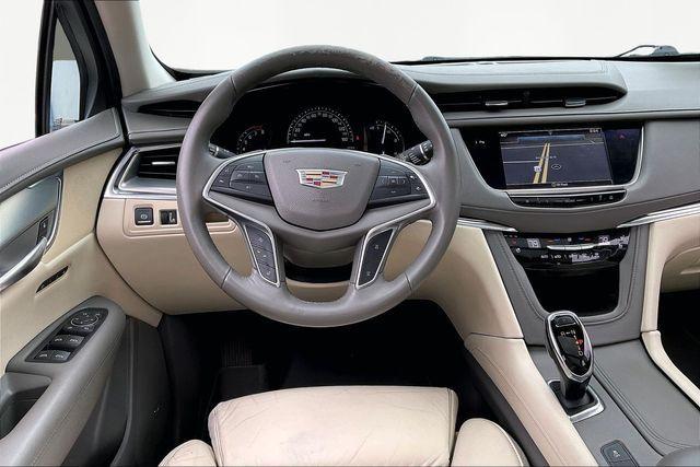 used 2017 Cadillac XT5 car, priced at $11,990