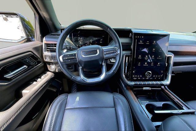 used 2025 GMC Yukon car, priced at $70,475