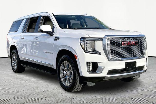 used 2022 GMC Yukon XL car, priced at $53,093