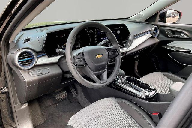 used 2025 Chevrolet Trax car, priced at $21,141
