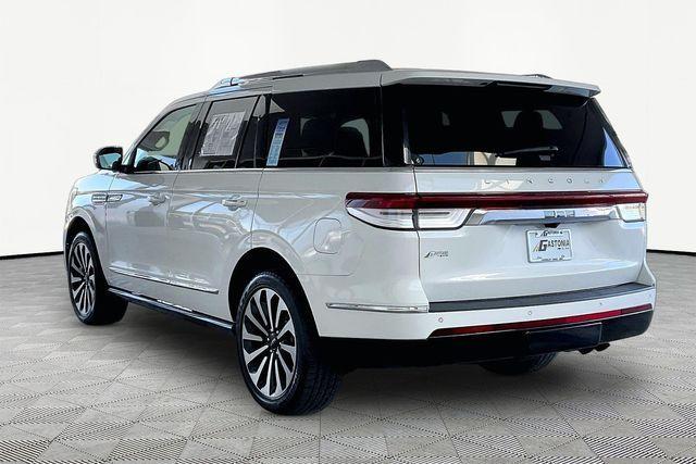 used 2022 Lincoln Navigator car, priced at $51,549