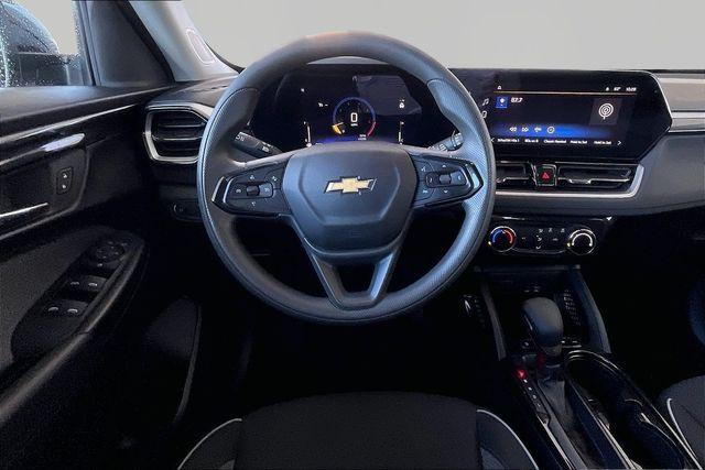 used 2025 Chevrolet TrailBlazer car, priced at $23,787