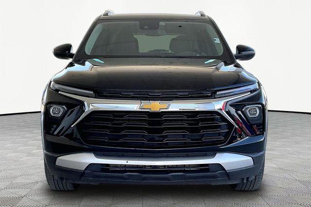 used 2025 Chevrolet TrailBlazer car, priced at $23,787