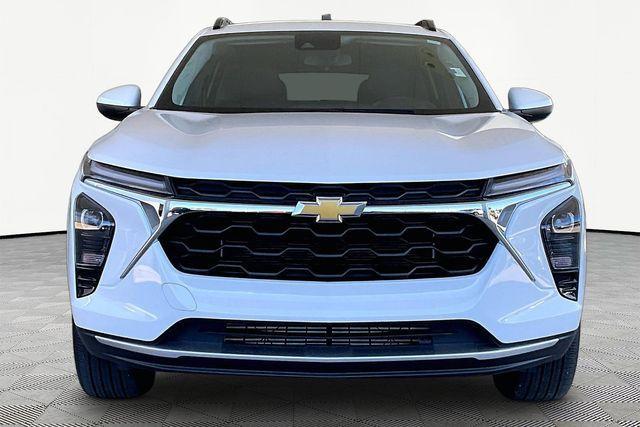 used 2025 Chevrolet Trax car, priced at $23,038