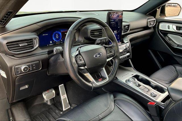used 2022 Ford Explorer car, priced at $34,248