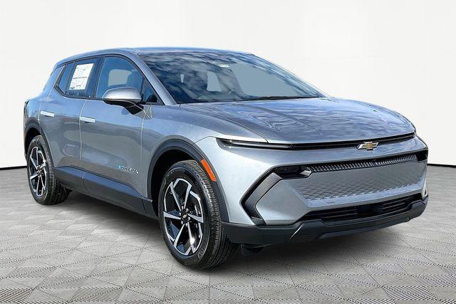 new 2026 Chevrolet Equinox EV car, priced at $33,495