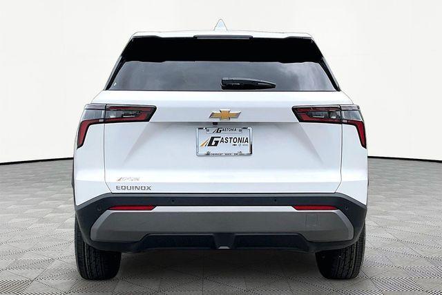 new 2026 Chevrolet Equinox car, priced at $30,094