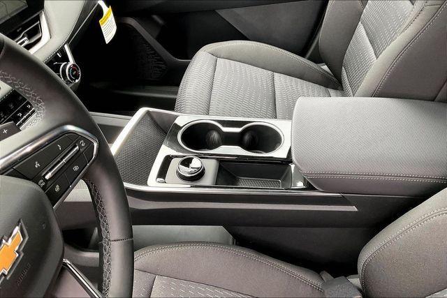 new 2026 Chevrolet Equinox car, priced at $30,094