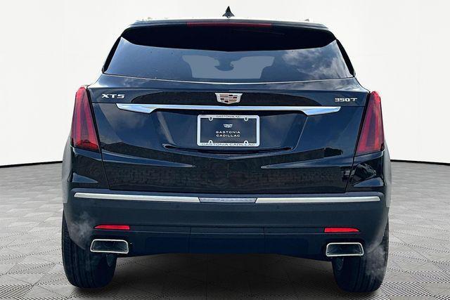 new 2025 Cadillac XT5 car, priced at $37,500