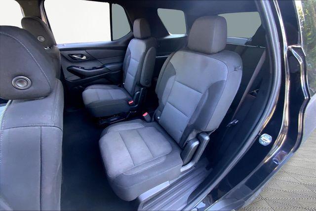 used 2023 Chevrolet Traverse car, priced at $31,013