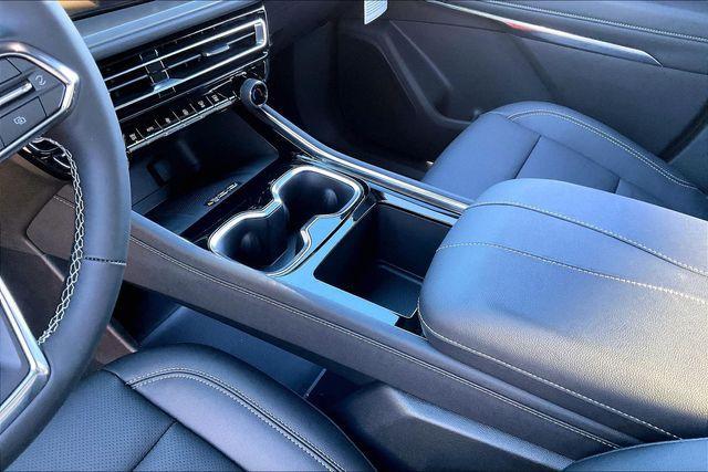 new 2026 Chevrolet Traverse car, priced at $43,814