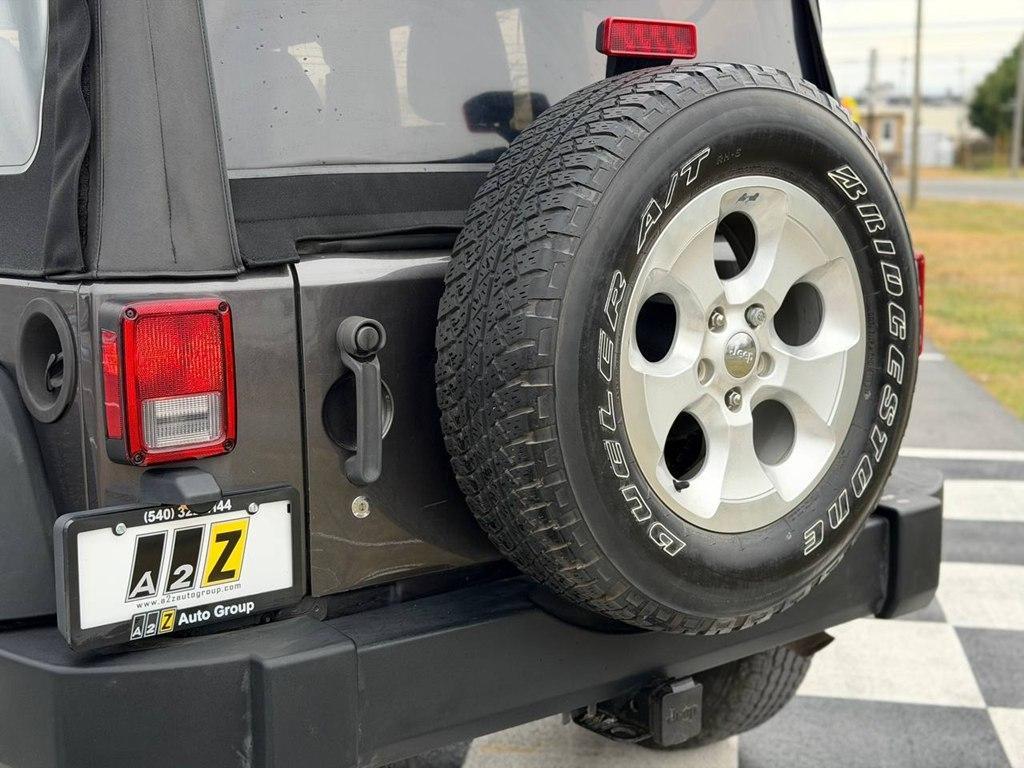 used 2014 Jeep Wrangler Unlimited car, priced at $13,980