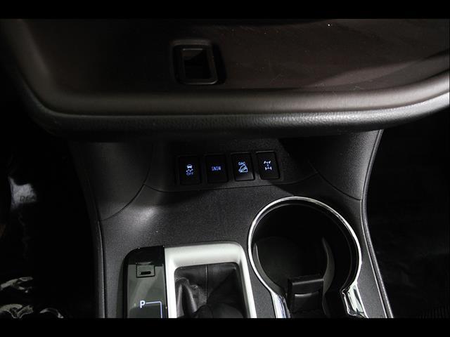 used 2016 Toyota Highlander car, priced at $18,438