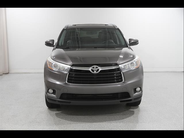 used 2016 Toyota Highlander car, priced at $18,438