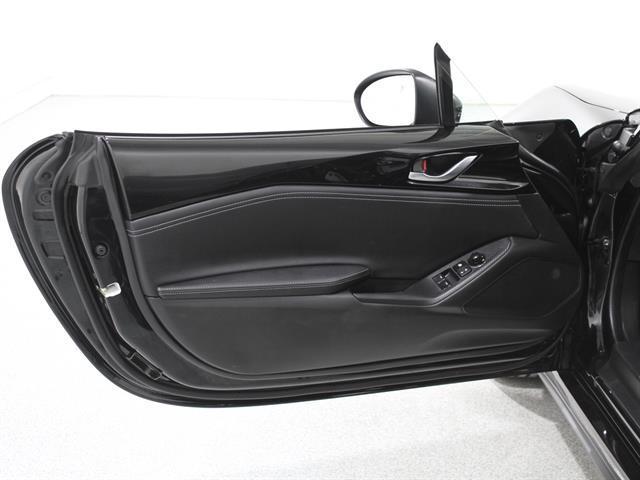 used 2025 Mazda MX-5 Miata RF car, priced at $34,500