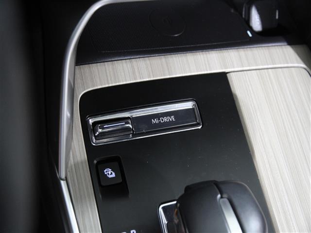 used 2024 Mazda CX-90 car, priced at $34,500