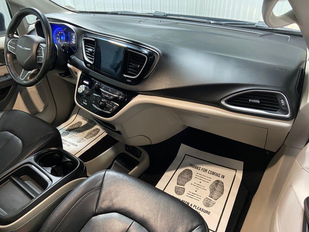 used 2020 Chrysler Pacifica car, priced at $16,982