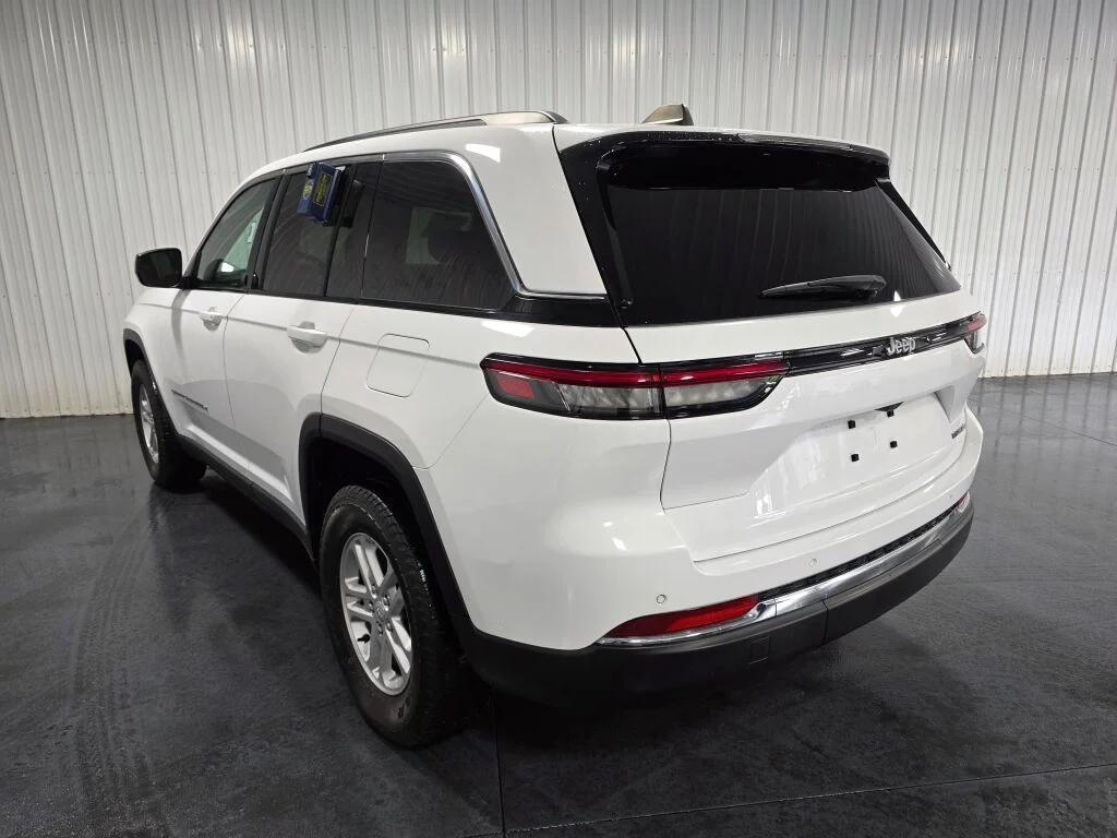 used 2024 Jeep Grand Cherokee car, priced at $26,887