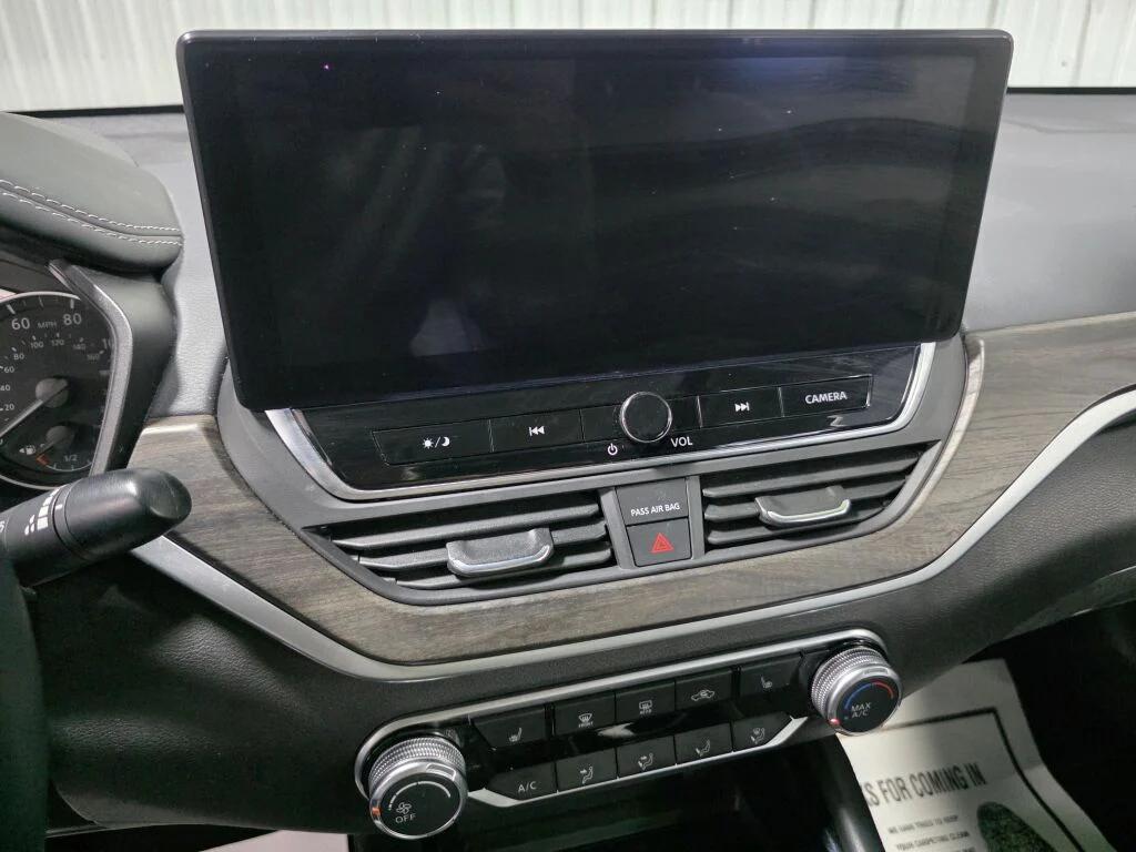 used 2023 Nissan Altima car, priced at $17,447