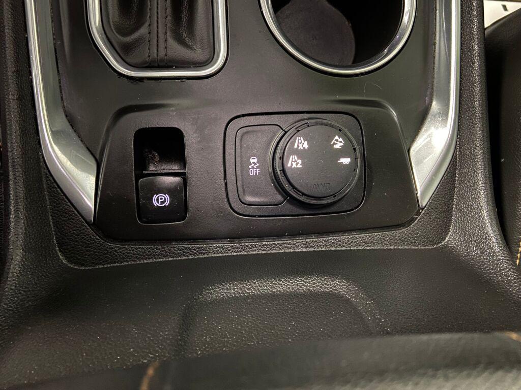 used 2019 Chevrolet Traverse car, priced at $16,887