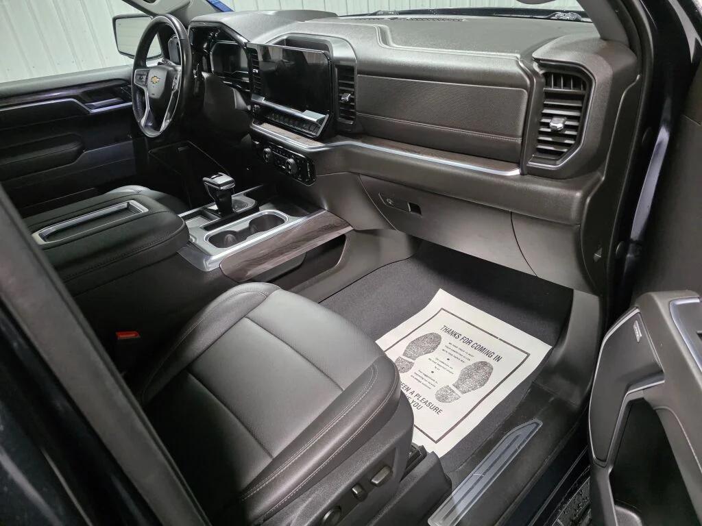 used 2022 Chevrolet Silverado 1500 car, priced at $33,988
