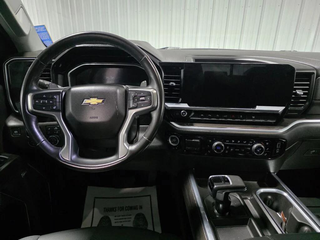 used 2022 Chevrolet Silverado 1500 car, priced at $33,988
