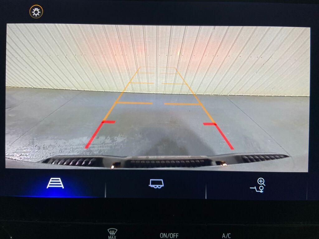 used 2024 Chevrolet Colorado car, priced at $25,954