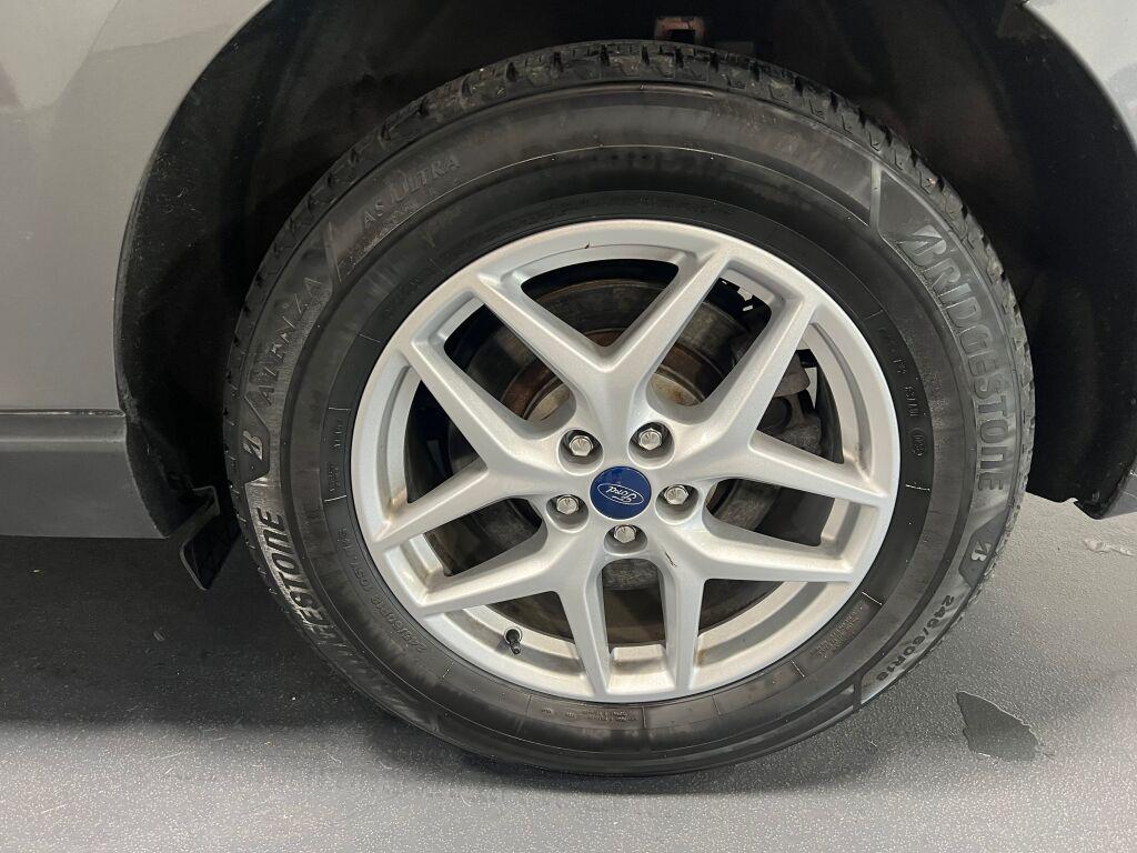 used 2021 Ford Edge car, priced at $18,982