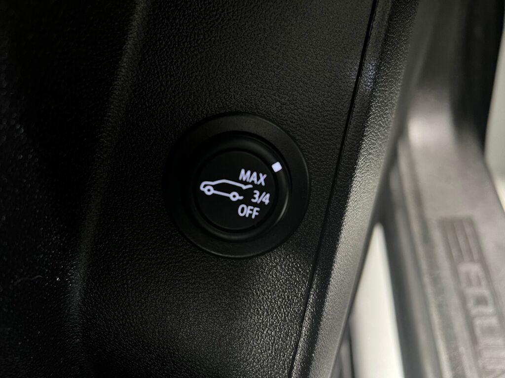 used 2022 Chevrolet Equinox car, priced at $18,778