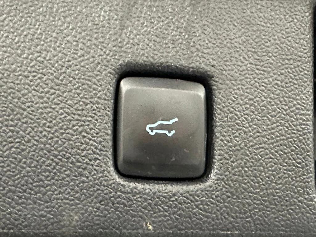 used 2022 Ford Escape car, priced at $15,984