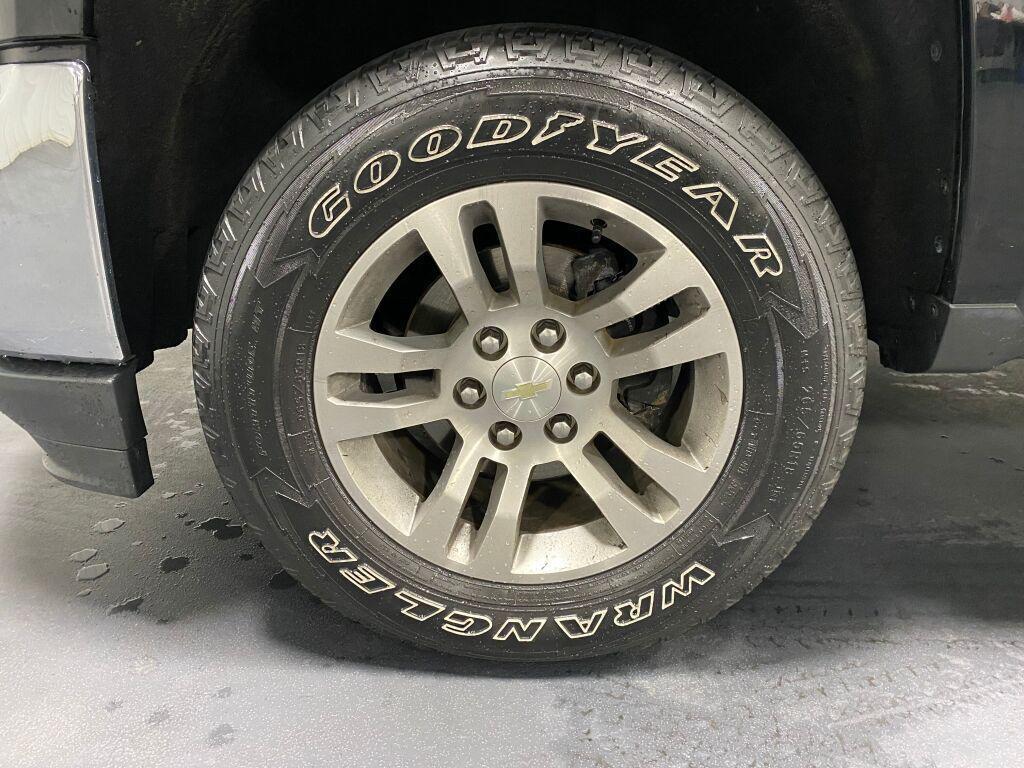 used 2019 Chevrolet Silverado 1500 car, priced at $20,996