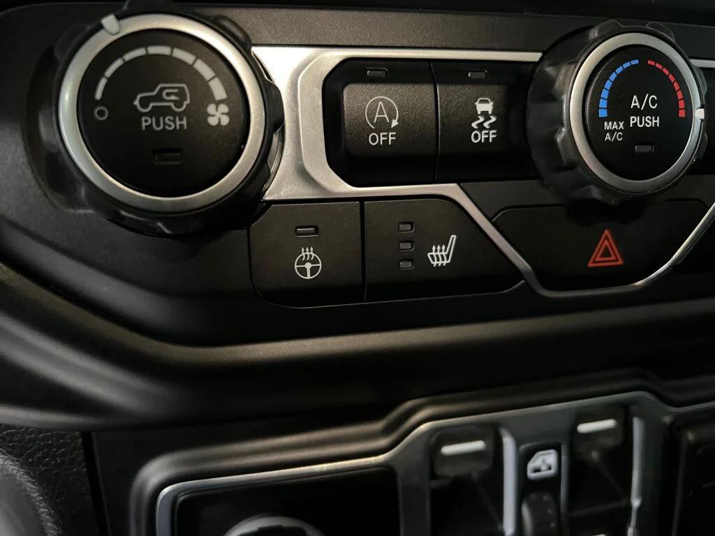 used 2020 Jeep Wrangler Unlimited car, priced at $22,948