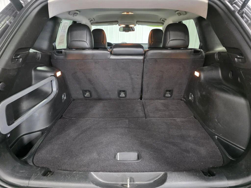 used 2018 Jeep Cherokee car, priced at $13,988