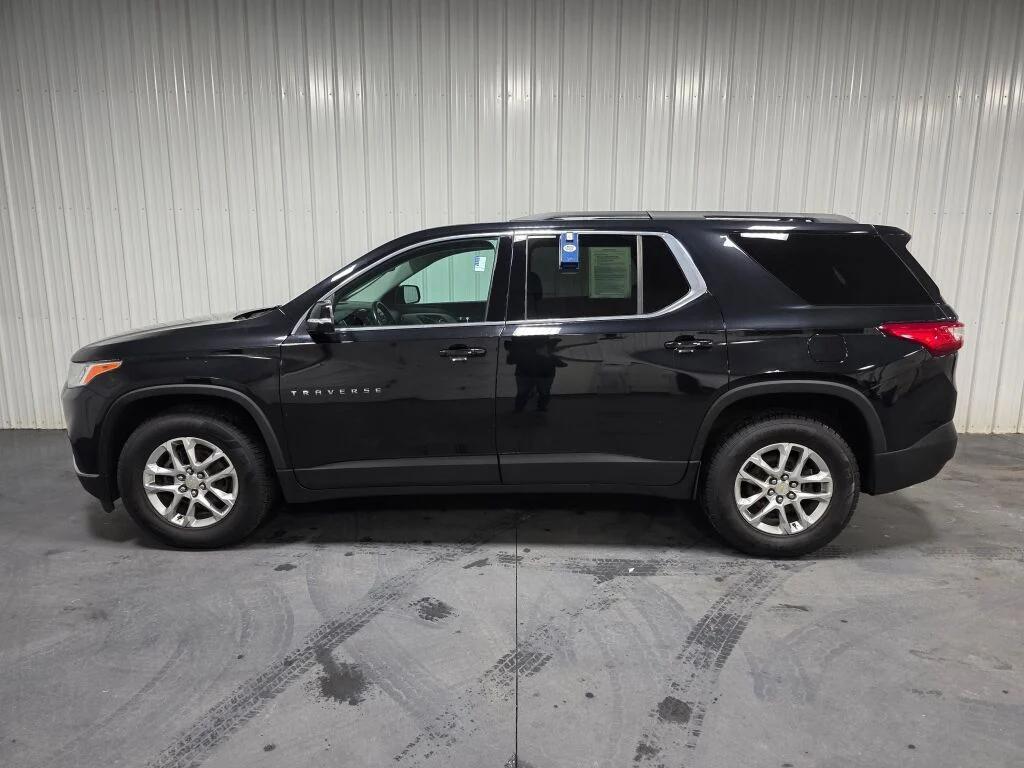 used 2021 Chevrolet Traverse car, priced at $23,977