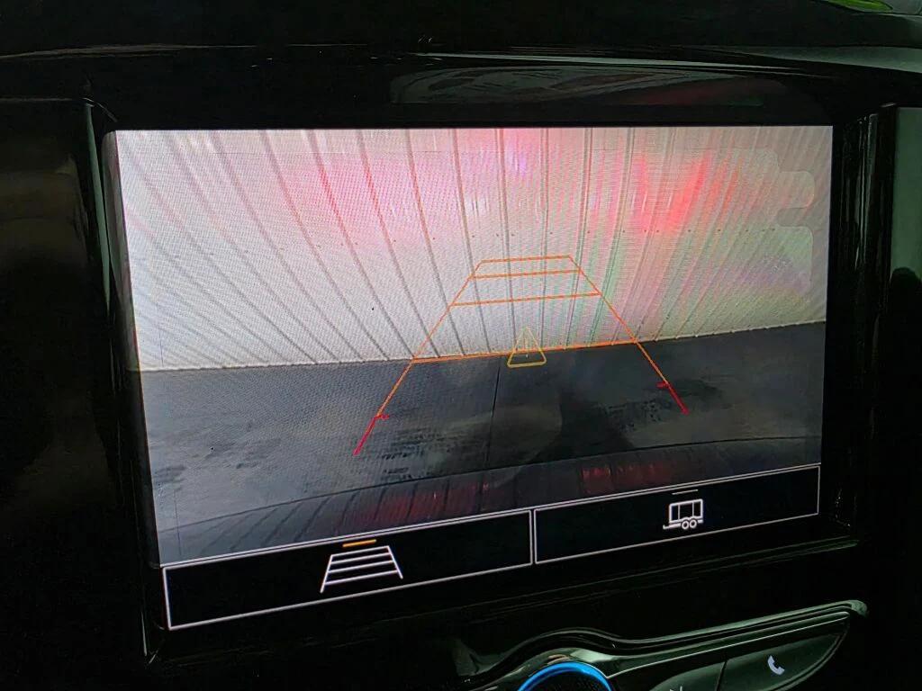 used 2021 Chevrolet Traverse car, priced at $23,977