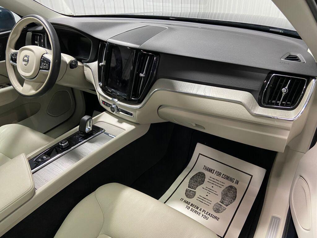 used 2023 Volvo XC60 car, priced at $25,988