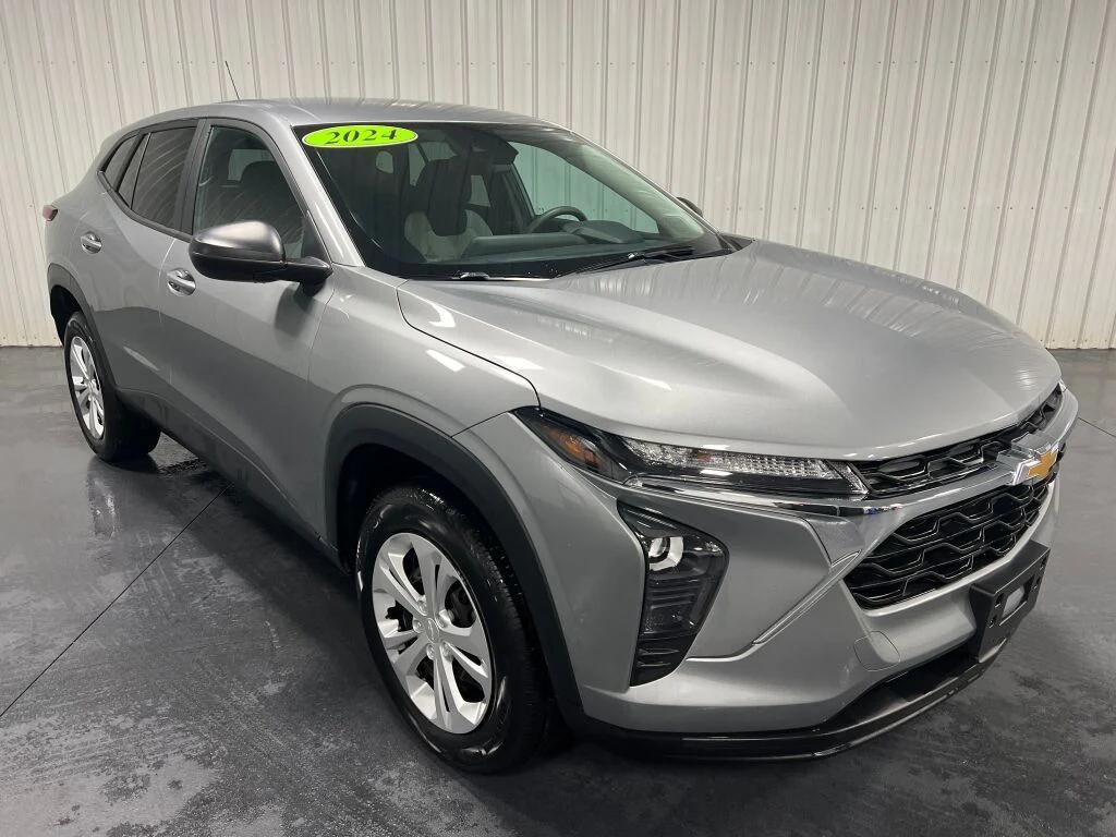 used 2024 Chevrolet Trax car, priced at $17,549