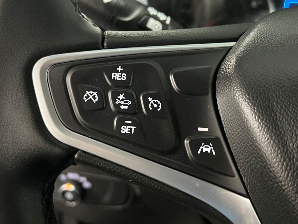 used 2023 Chevrolet Equinox car, priced at $17,396