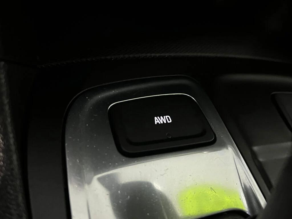 used 2023 Chevrolet Equinox car, priced at $17,396