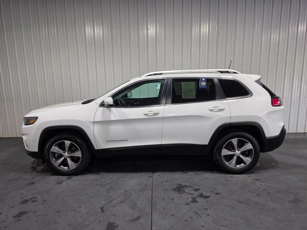 used 2019 Jeep Cherokee car, priced at $17,327