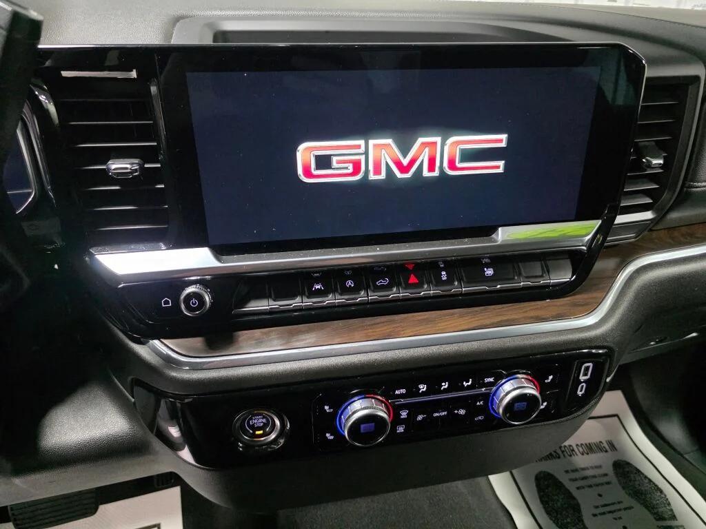 used 2024 GMC Sierra 1500 car, priced at $38,988