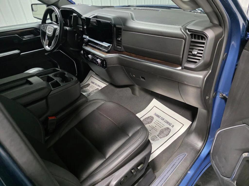 used 2024 GMC Sierra 1500 car, priced at $38,988