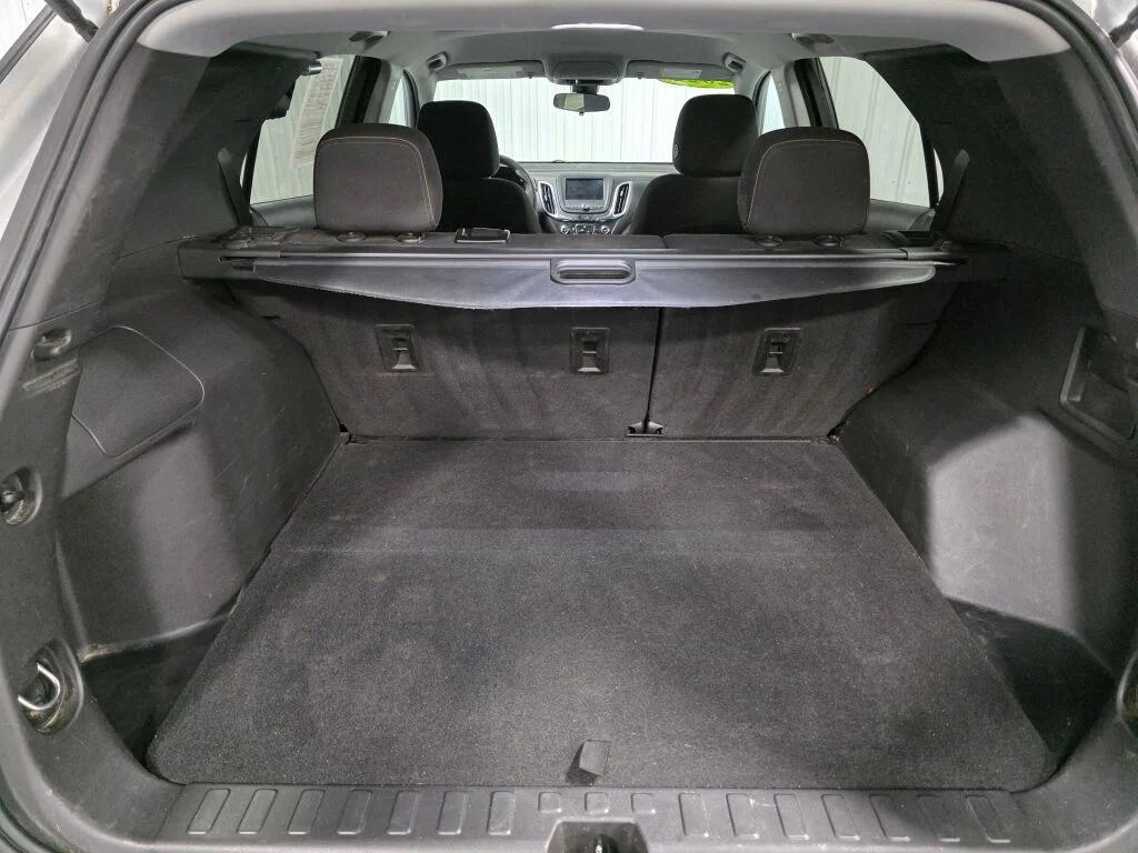 used 2022 Chevrolet Equinox car, priced at $17,792