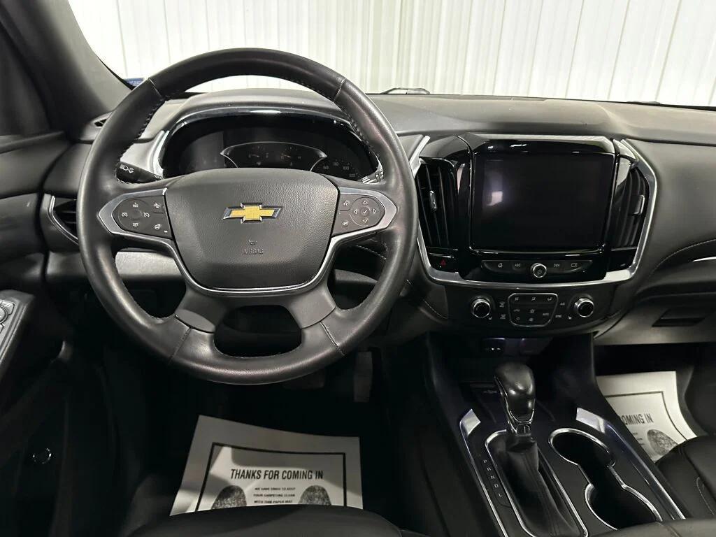 used 2022 Chevrolet Traverse car, priced at $21,596