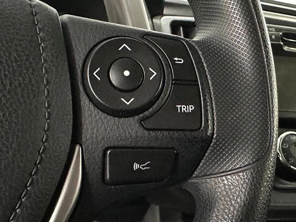 used 2018 Toyota RAV4 car