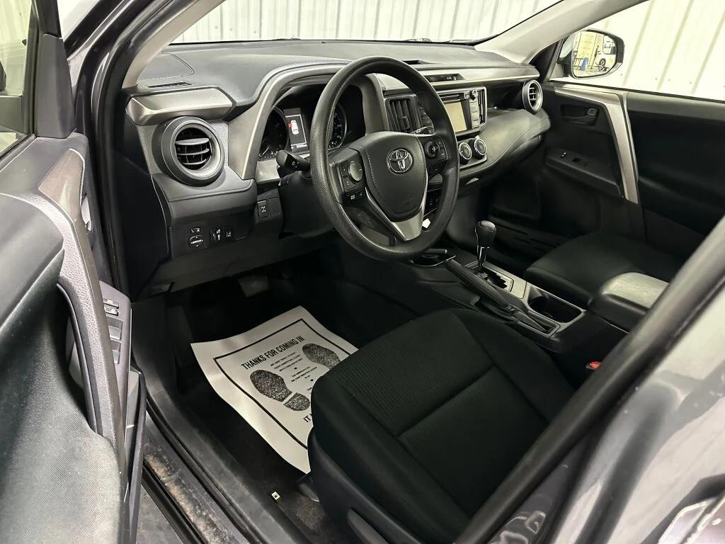 used 2018 Toyota RAV4 car