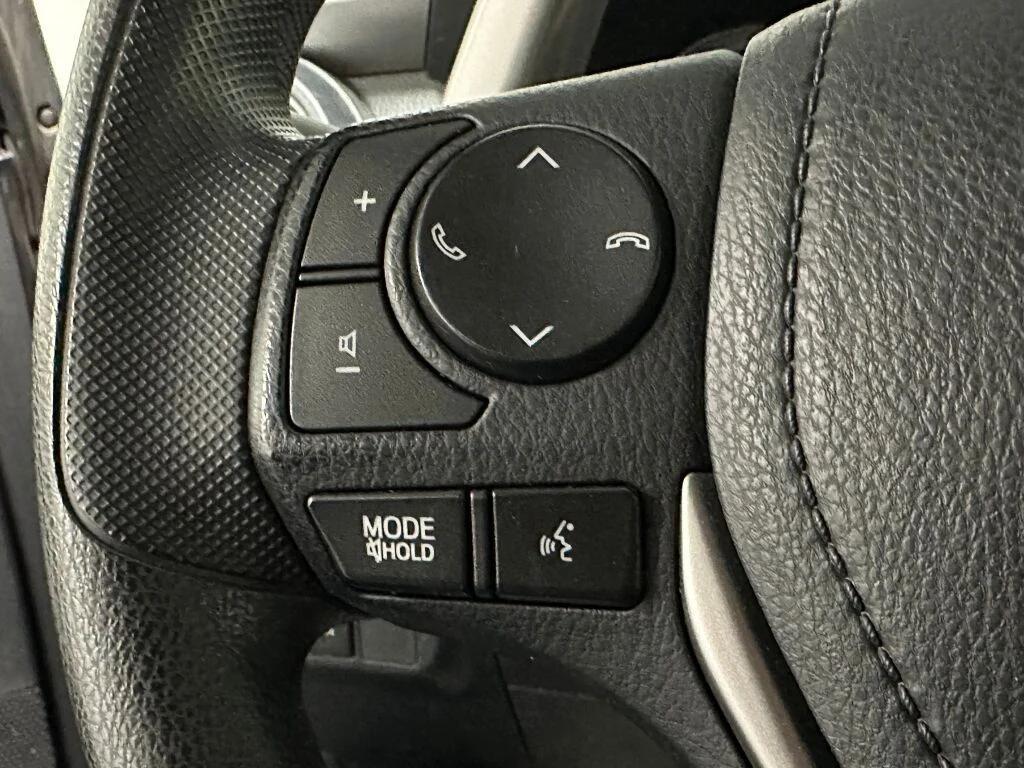 used 2018 Toyota RAV4 car