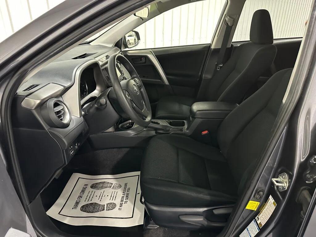 used 2018 Toyota RAV4 car