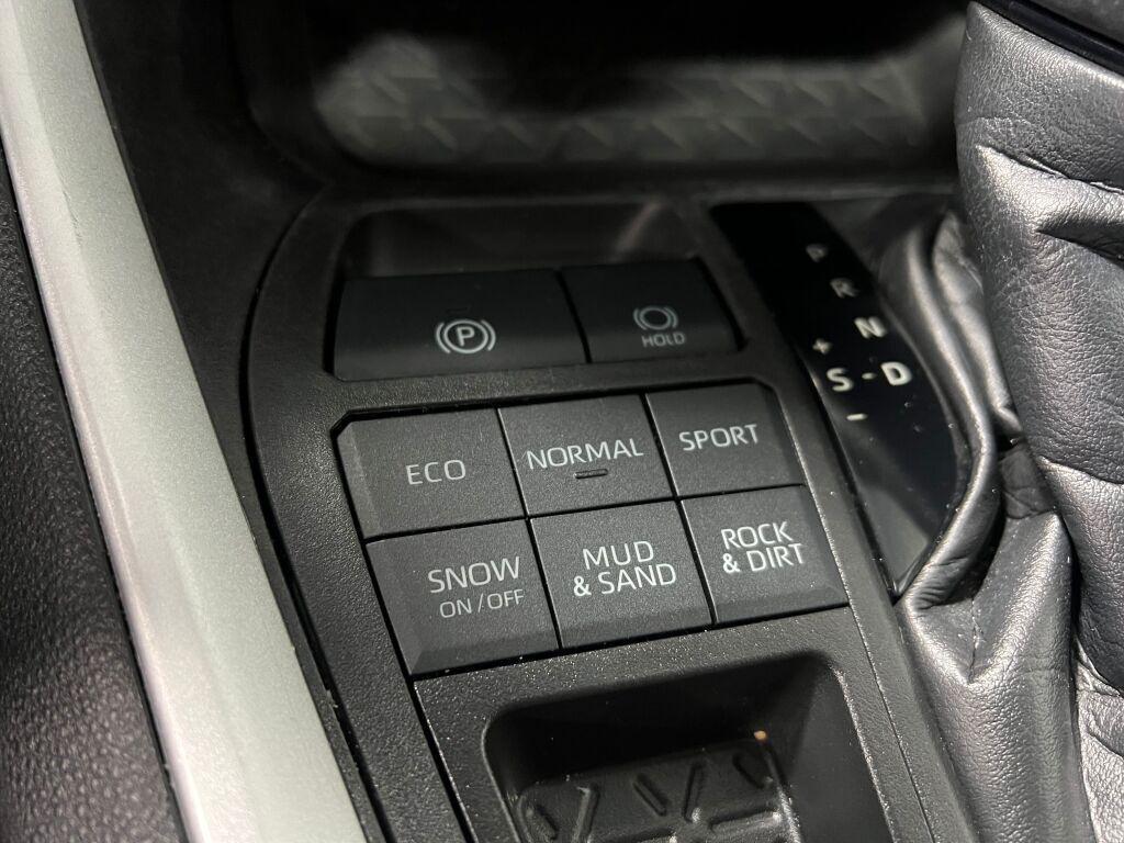 used 2021 Toyota RAV4 car, priced at $22,998