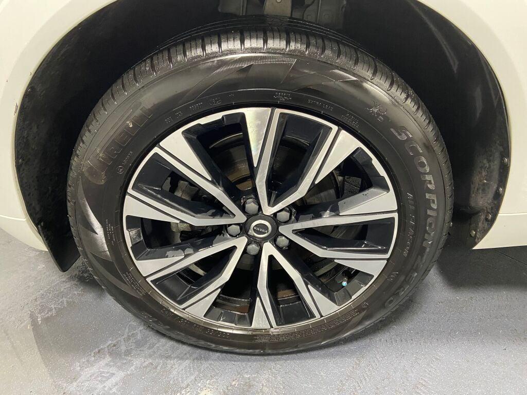 used 2023 Volvo XC60 car, priced at $27,993